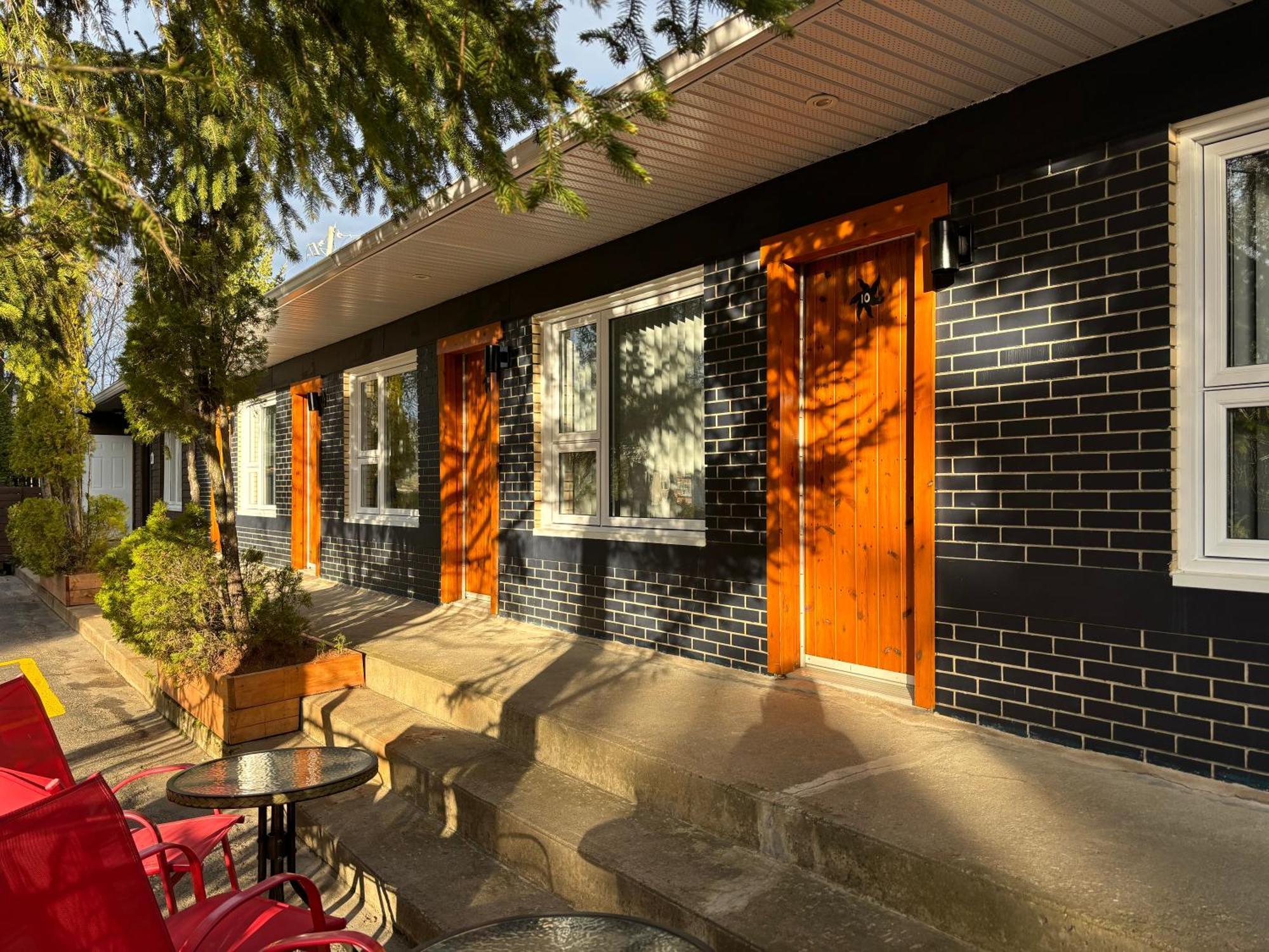Aux Portes du Soleil Baie-Saint-Paul Exterior foto